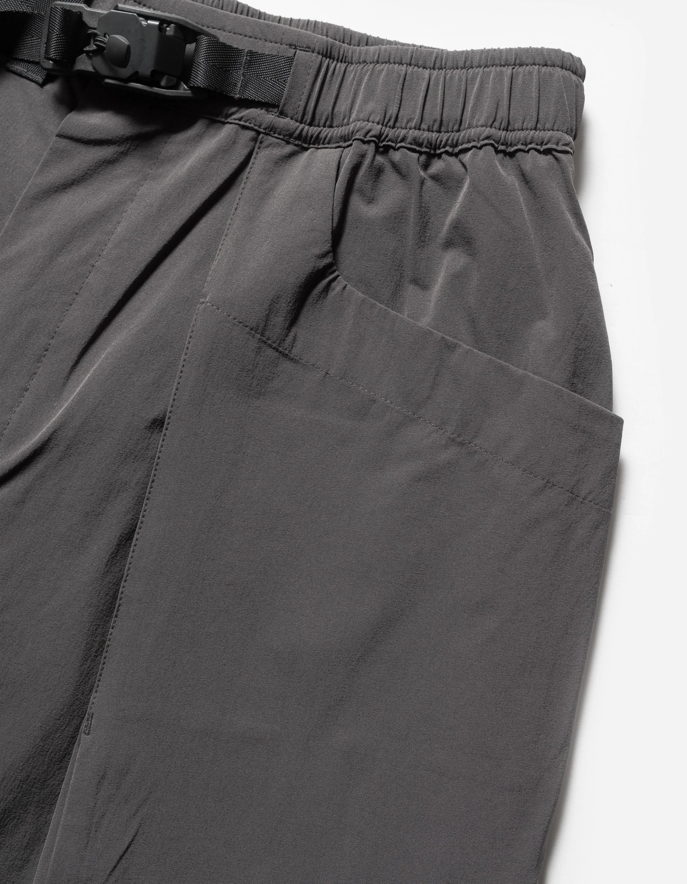 6042 Recycled Nylon Cargo Shorts Charcoal